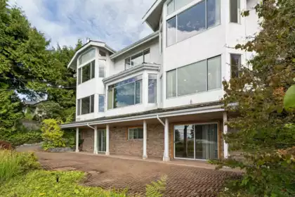 2545 Palmerston Avenue, West Vancouver, BC, West Vancouver — Single Family Residence for sale