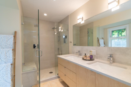 Hallway Photo of 81 Morven Drive, West Vancouver, BC
