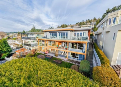 Playground / Recreational Area Near 14976 Beachview Avenue, White Rock, BC