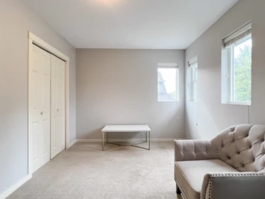 Mudroom Photo of 11222 243b Street, Maple Ridge, BC