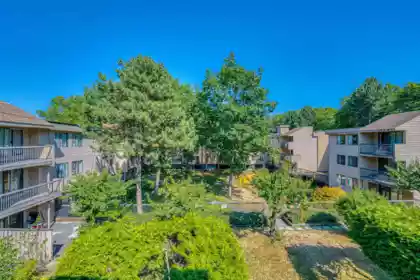 306 5500 Cooney Road, Richmond, BC, Richmond — Apartment/Condo for sale
