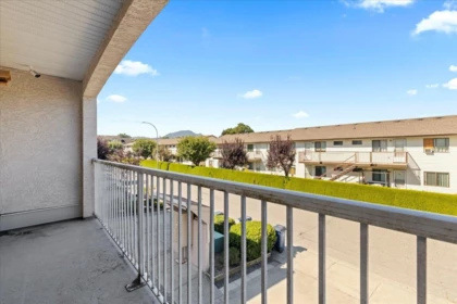 Basement Recreation Room Photo of 8 7450 Huron Street, Chilliwack, BC