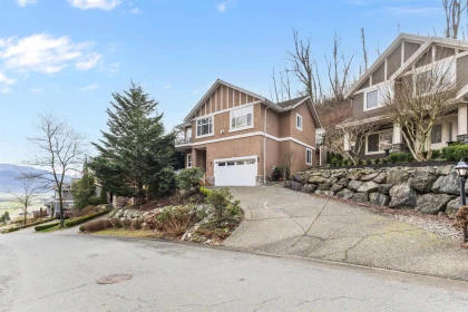 35774 Regal Parkway, Abbotsford, BC, Abbotsford — Single Family Residence for sale