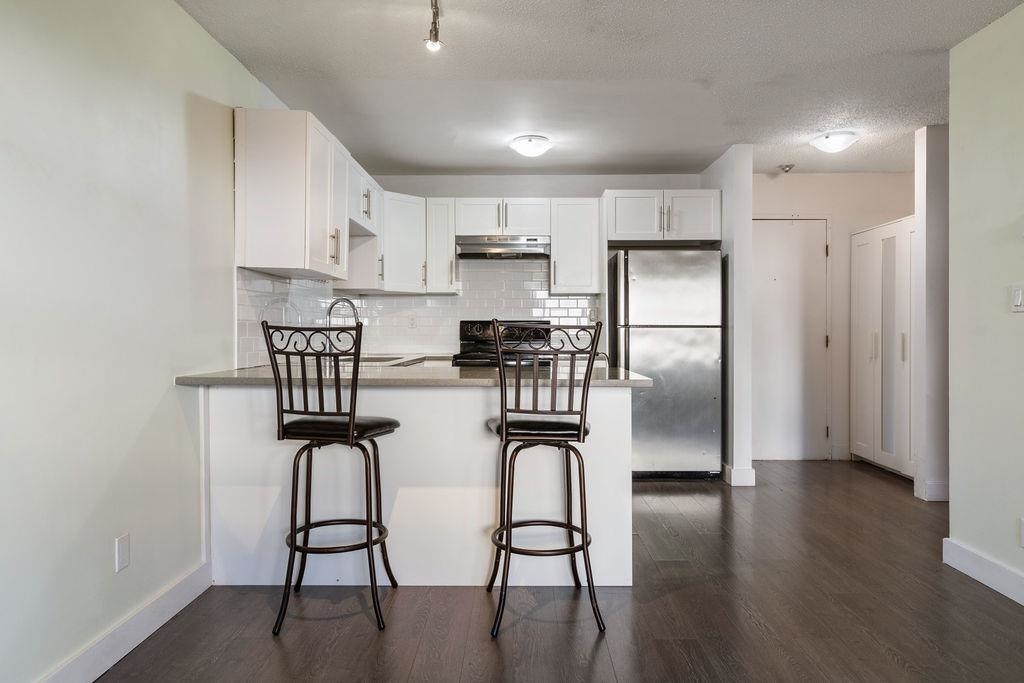 Kitchen Photo of 204 1209 Howie Avenue, Coquitlam, BC