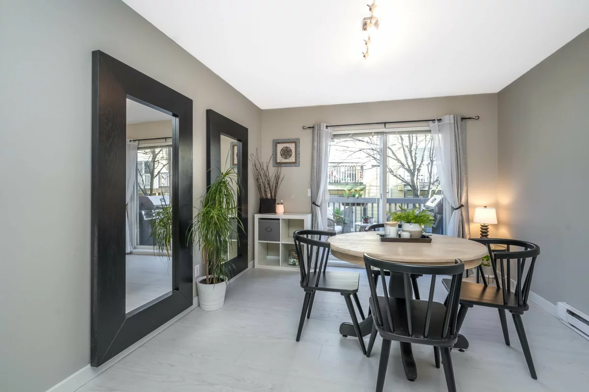 Guest Bathroom Photo of 129 15168 36 Avenue, Surrey, BC