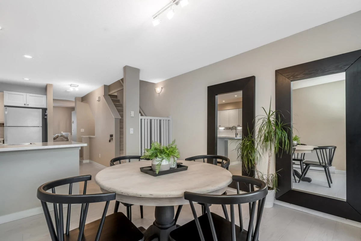 Powder Room Photo of 129 15168 36 Avenue, Surrey, BC