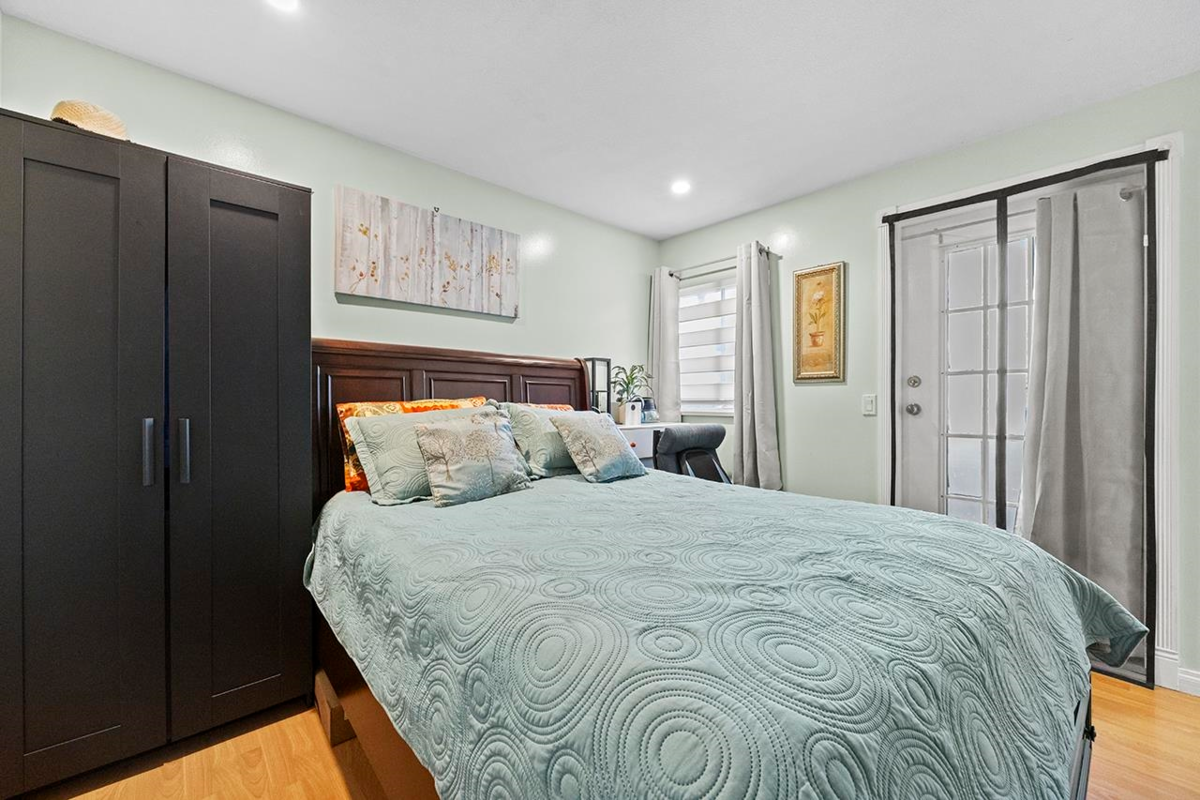 Bedroom 3 Photo of 52 7188 Edmonds Street, Burnaby, BC