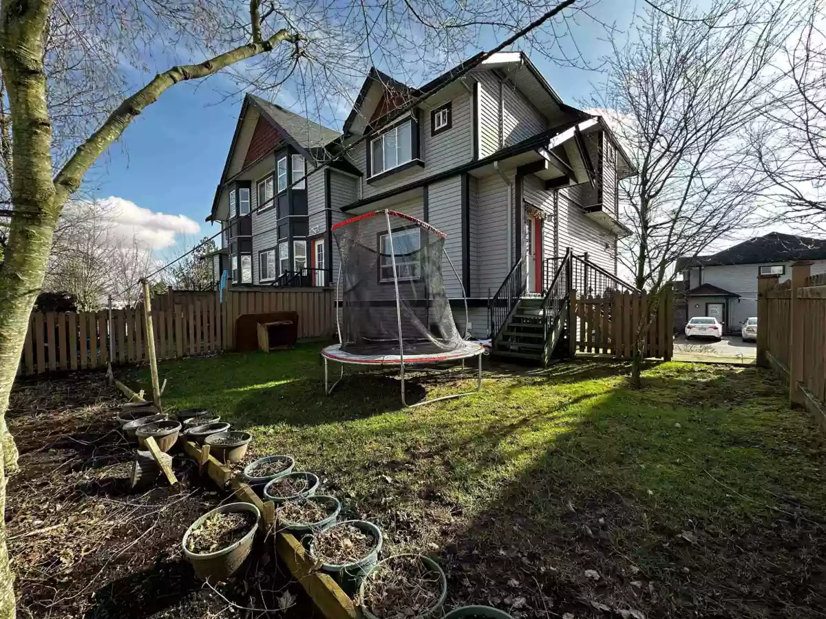 Loft / Bonus Room Photo of 9 31235 Upper Maclure Road, Abbotsford, BC