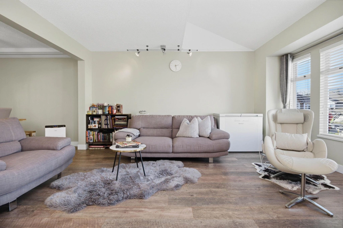 Living Room Photo of 817 Roche Point Drive, North Vancouver, BC