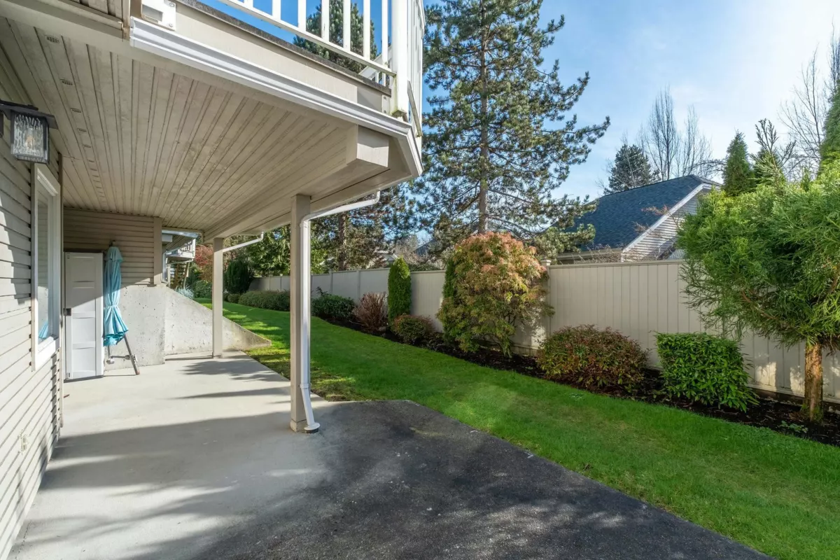 Outdoor Kitchen Photo of 817 Roche Point Drive, North Vancouver, BC
