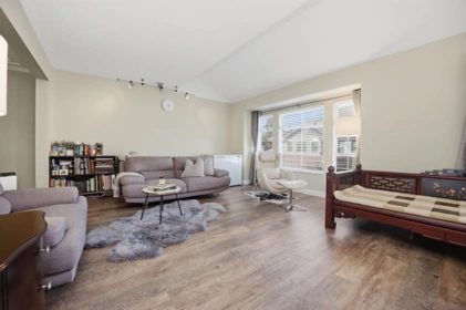 817 Roche Point Drive, North Vancouver, BC