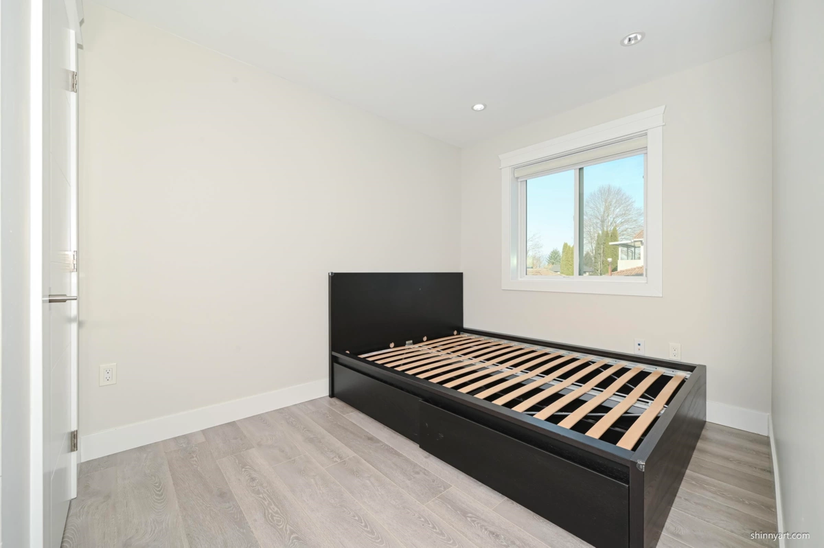 Guest Bathroom Photo of 4737 Gothard Street, Vancouver, BC