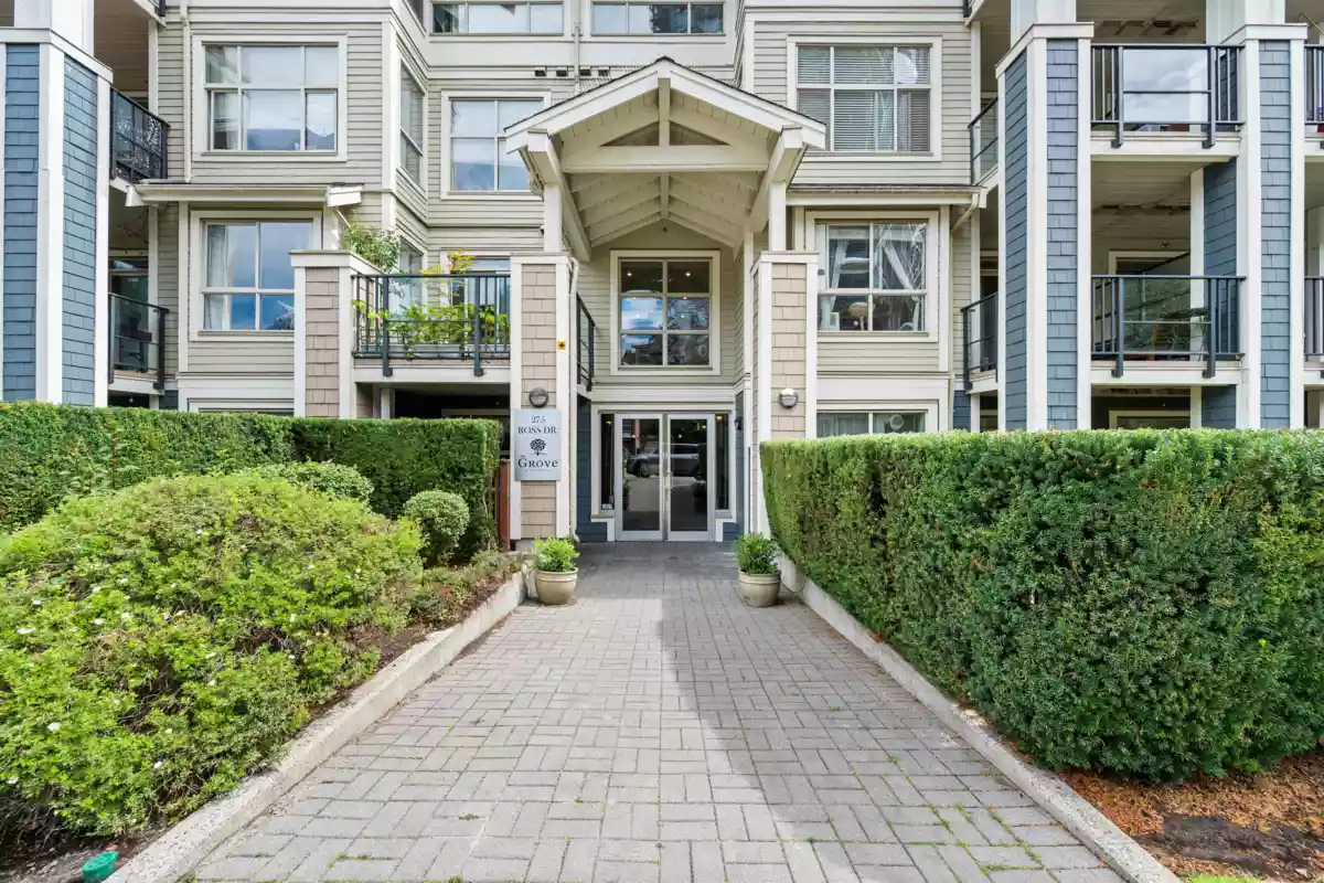 Family Room Photo of 408 275 Ross Drive, New Westminster, BC