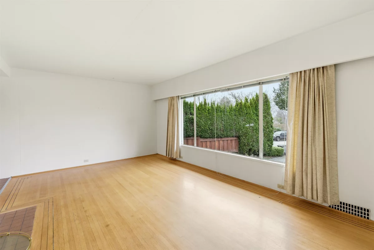Kitchen Photo of 1840 Quilchena Crescent, Vancouver, BC
