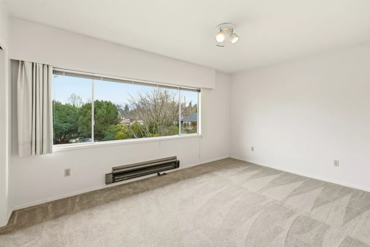Laundry Room Photo of 1840 Quilchena Crescent, Vancouver, BC