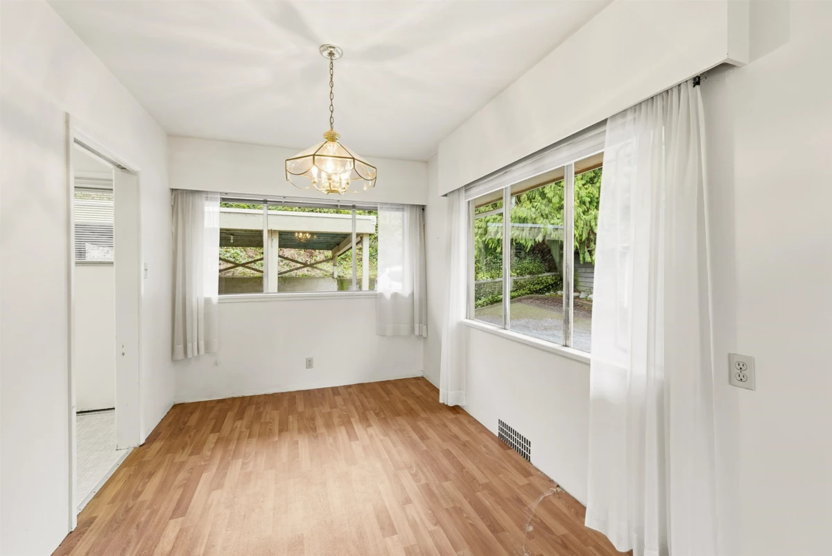 Primary Bathroom Photo of 1840 Quilchena Crescent, Vancouver, BC