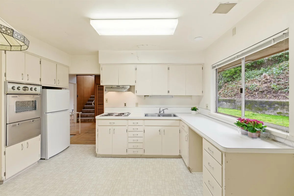 Primary Bedroom Photo of 1840 Quilchena Crescent, Vancouver, BC