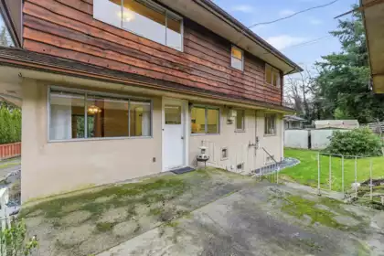 Swimming Pool Photo of 1840 Quilchena Crescent, Vancouver, BC
