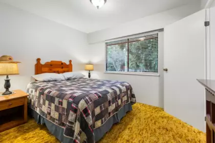 Mudroom Photo of 13474 15 Avenue, Surrey, BC