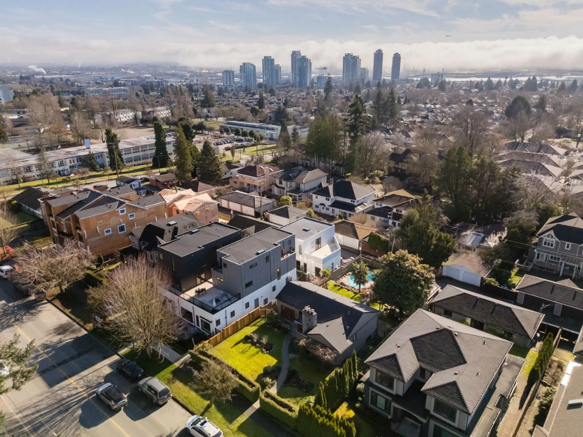 Dining Area Photo of 5 950 W 57th Avenue, Vancouver, BC