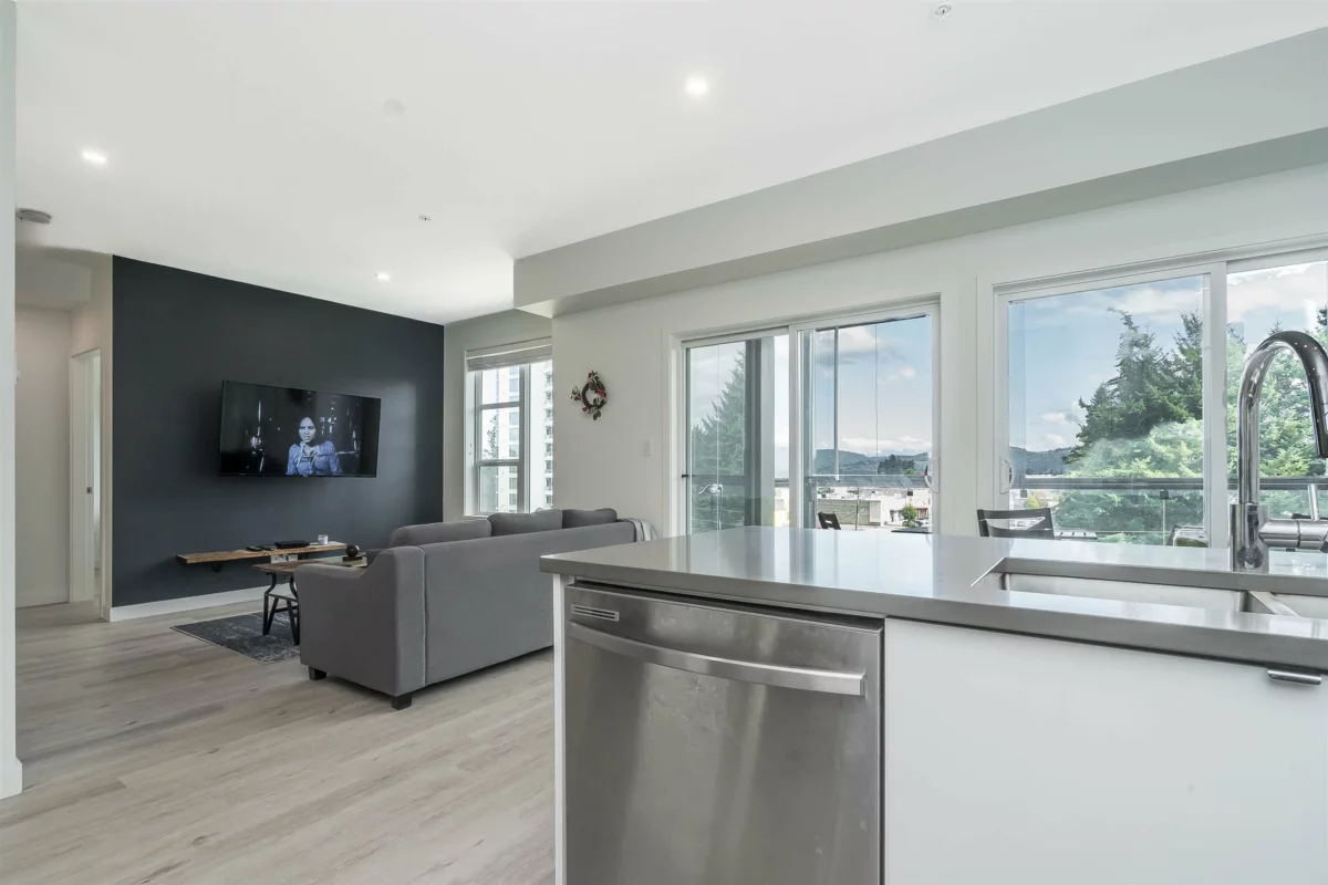 Breakfast Nook Photo of 511 2649 James Street, Abbotsford, BC