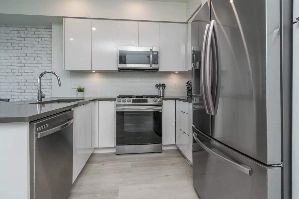 Primary Bedroom Photo of 511 2649 James Street, Abbotsford, BC