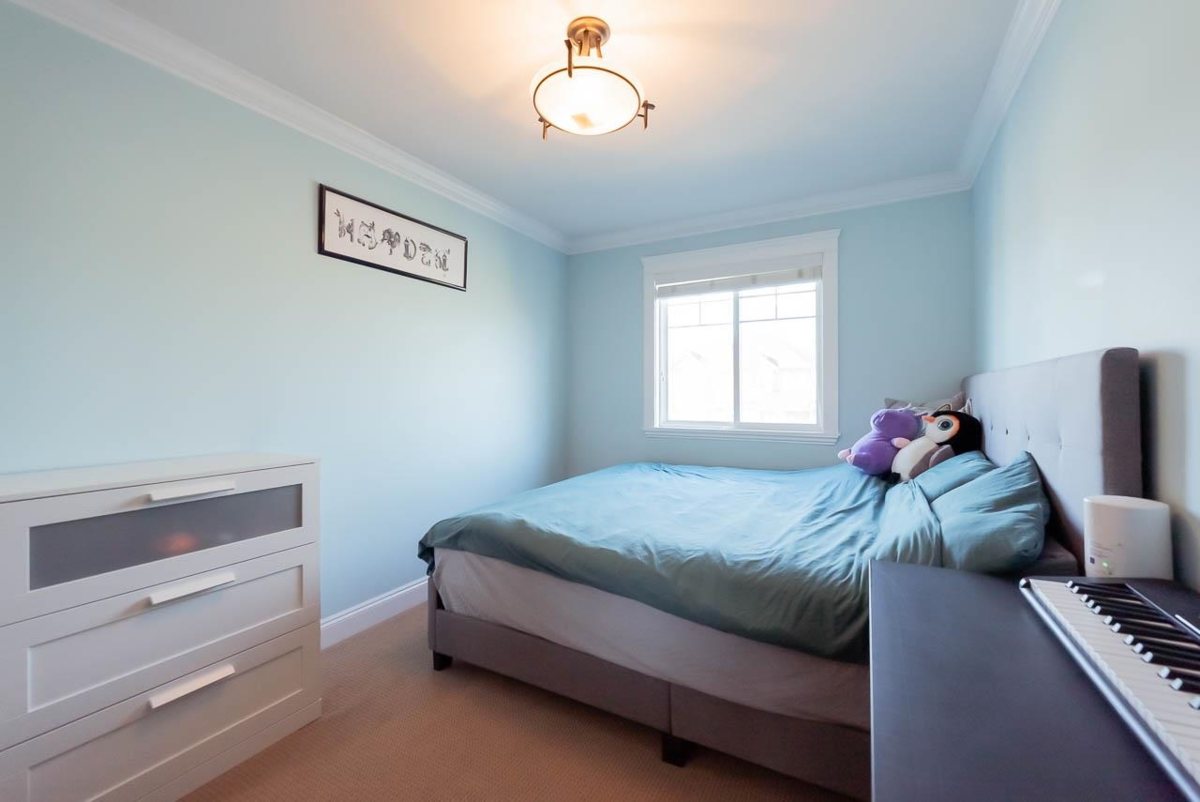 Basement Recreation Room Photo of 7260 196 Street, Langley, BC