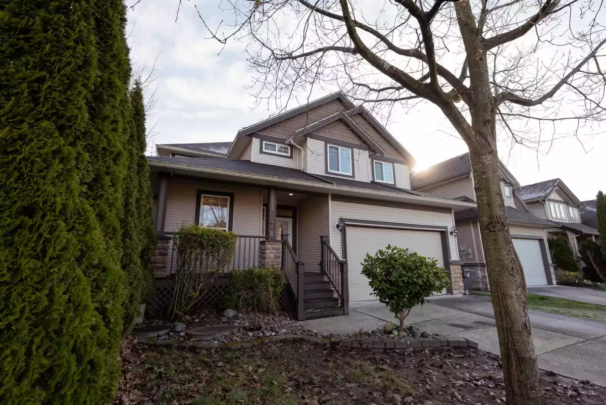 Outdoor Deck Photo of 7260 196 Street, Langley, BC