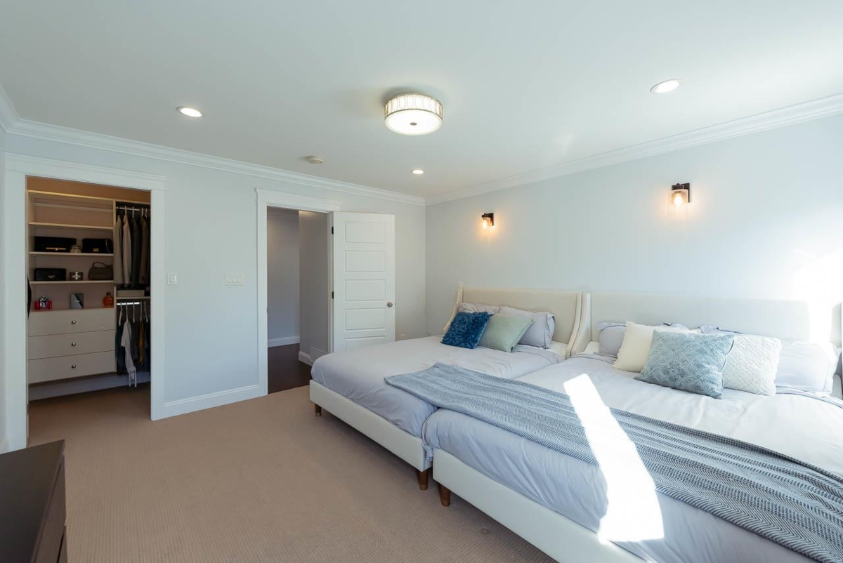 Primary Bathroom Photo of 7260 196 Street, Langley, BC