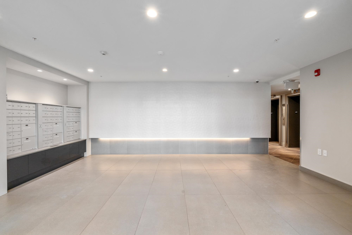 Entry Foyer Photo of 210 20052 83a Avenue, Langley, BC