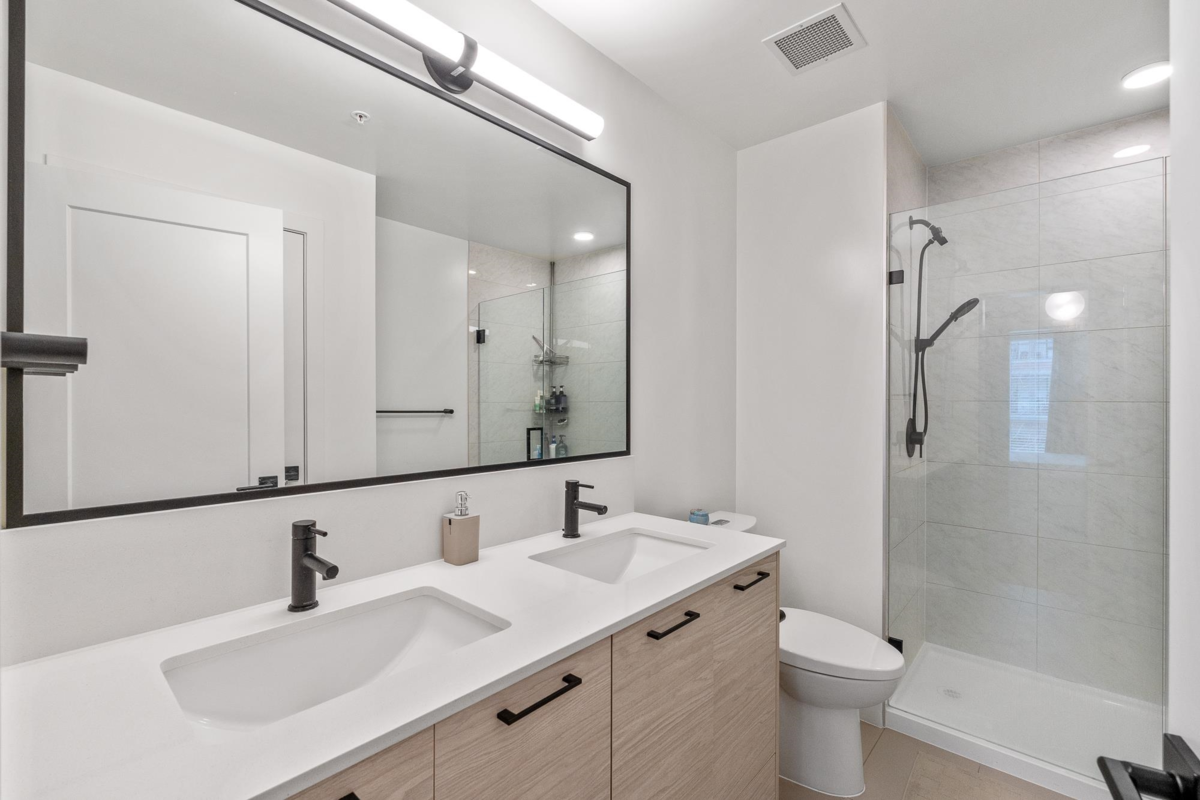 Walk-In Closet Photo of 210 20052 83a Avenue, Langley, BC