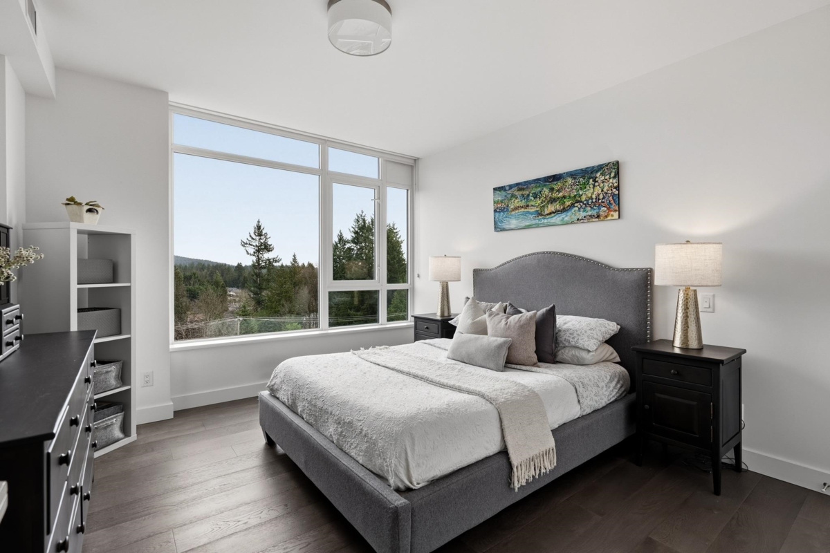 Hallway Photo of 505 2738 Library Lane, North Vancouver, BC