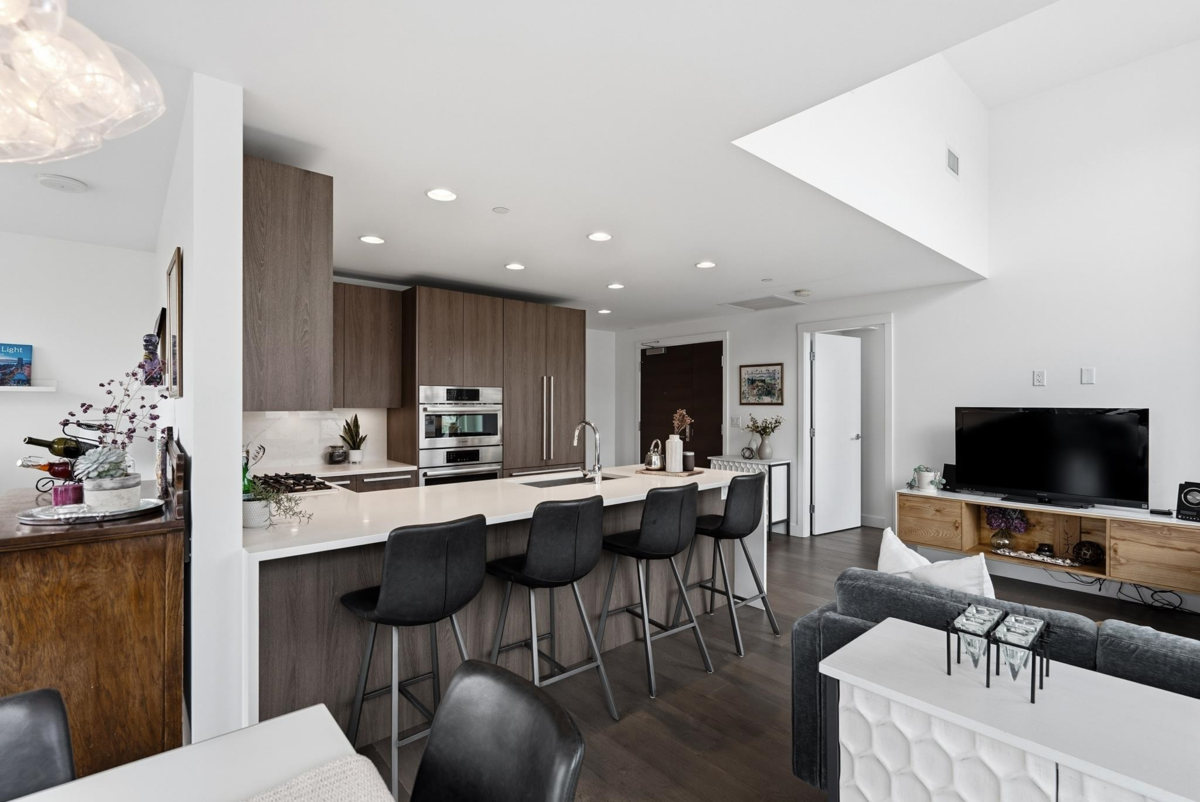 Walk-In Closet Photo of 505 2738 Library Lane, North Vancouver, BC