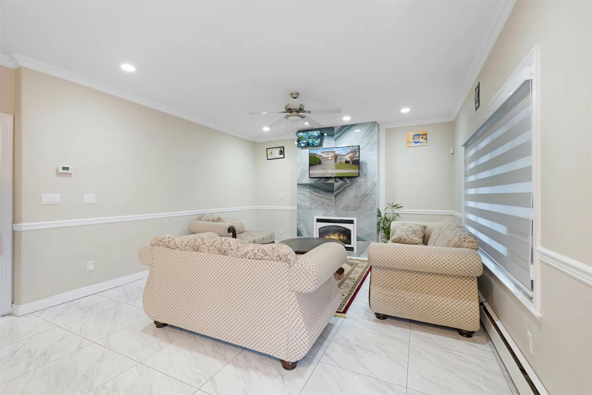 Bedroom 2 Photo of 14621 81a Avenue, Surrey, BC