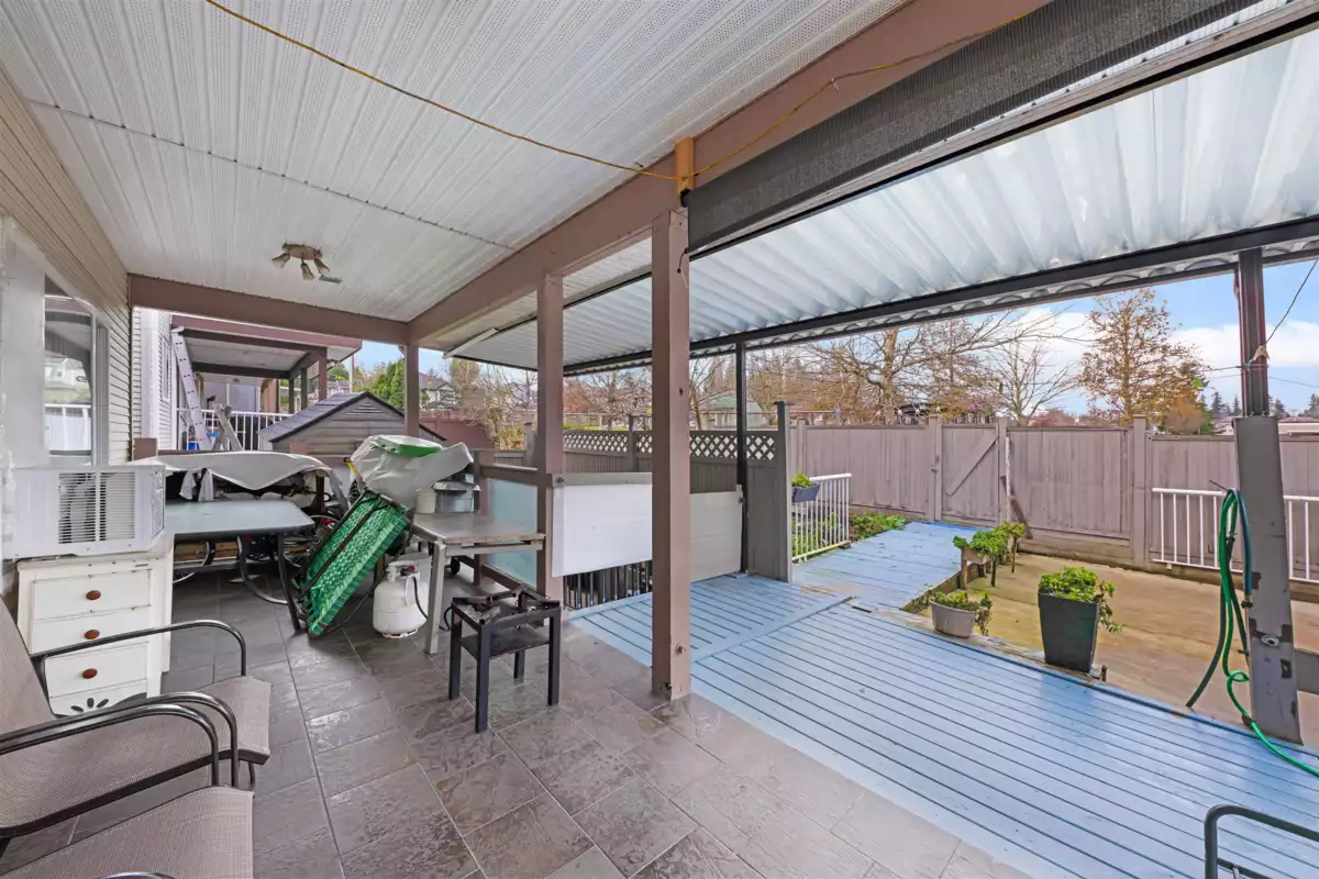 Dining Area Photo of 14621 81a Avenue, Surrey, BC