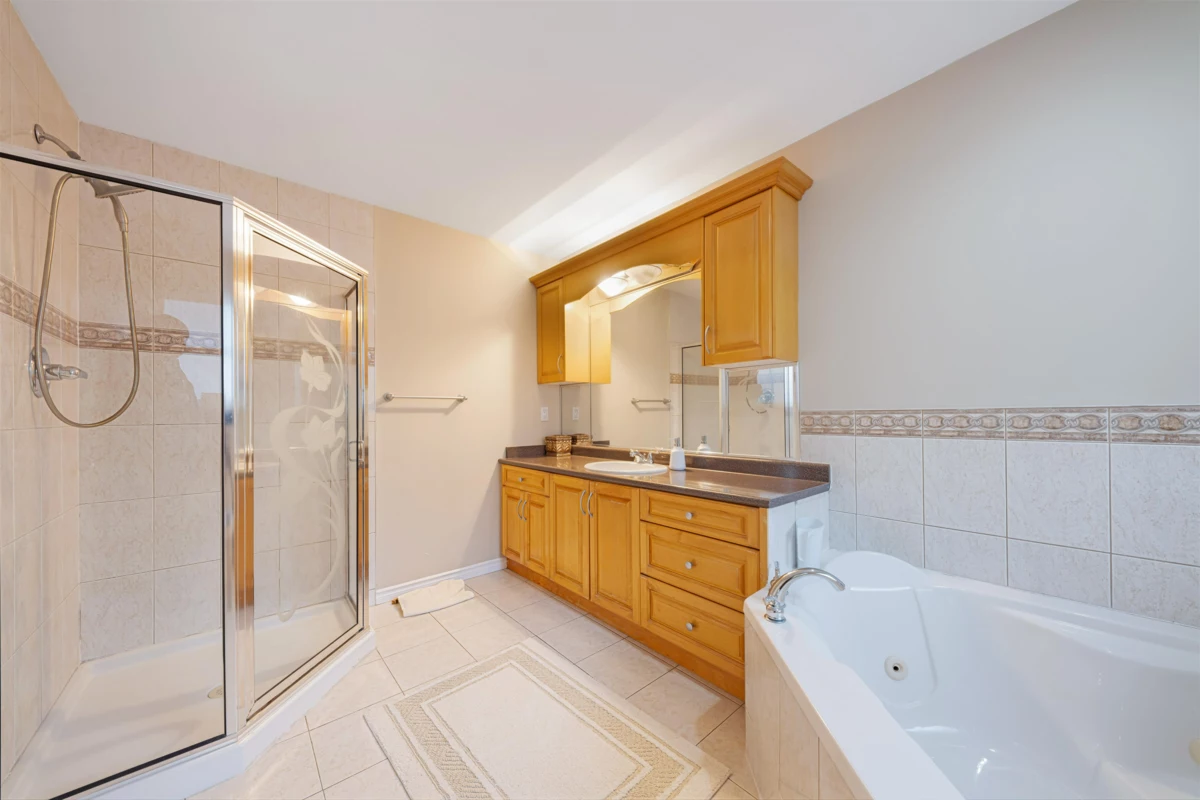 Hallway Photo of 14621 81a Avenue, Surrey, BC