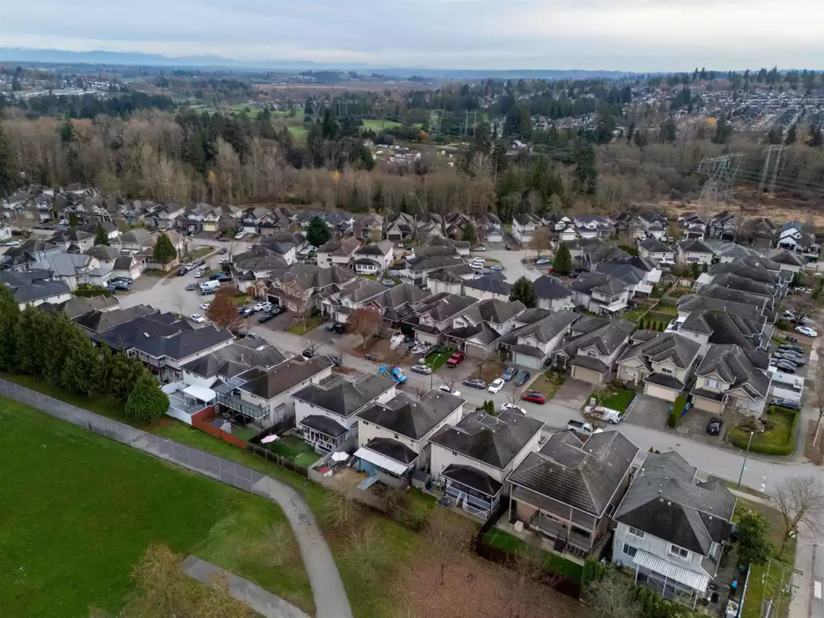 Swimming Pool Photo of 14621 81a Avenue, Surrey, BC