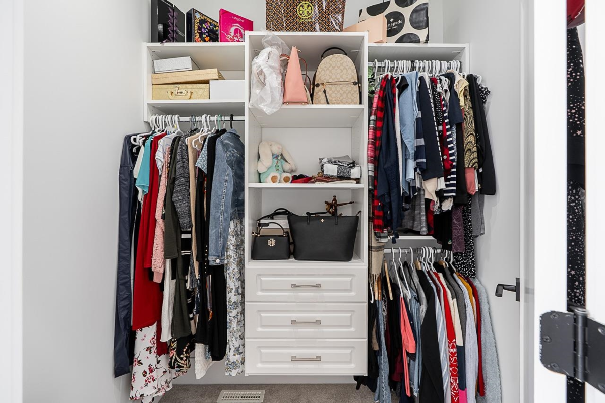 Basement Recreation Room Photo of 23091 134 Loop, Maple Ridge, BC