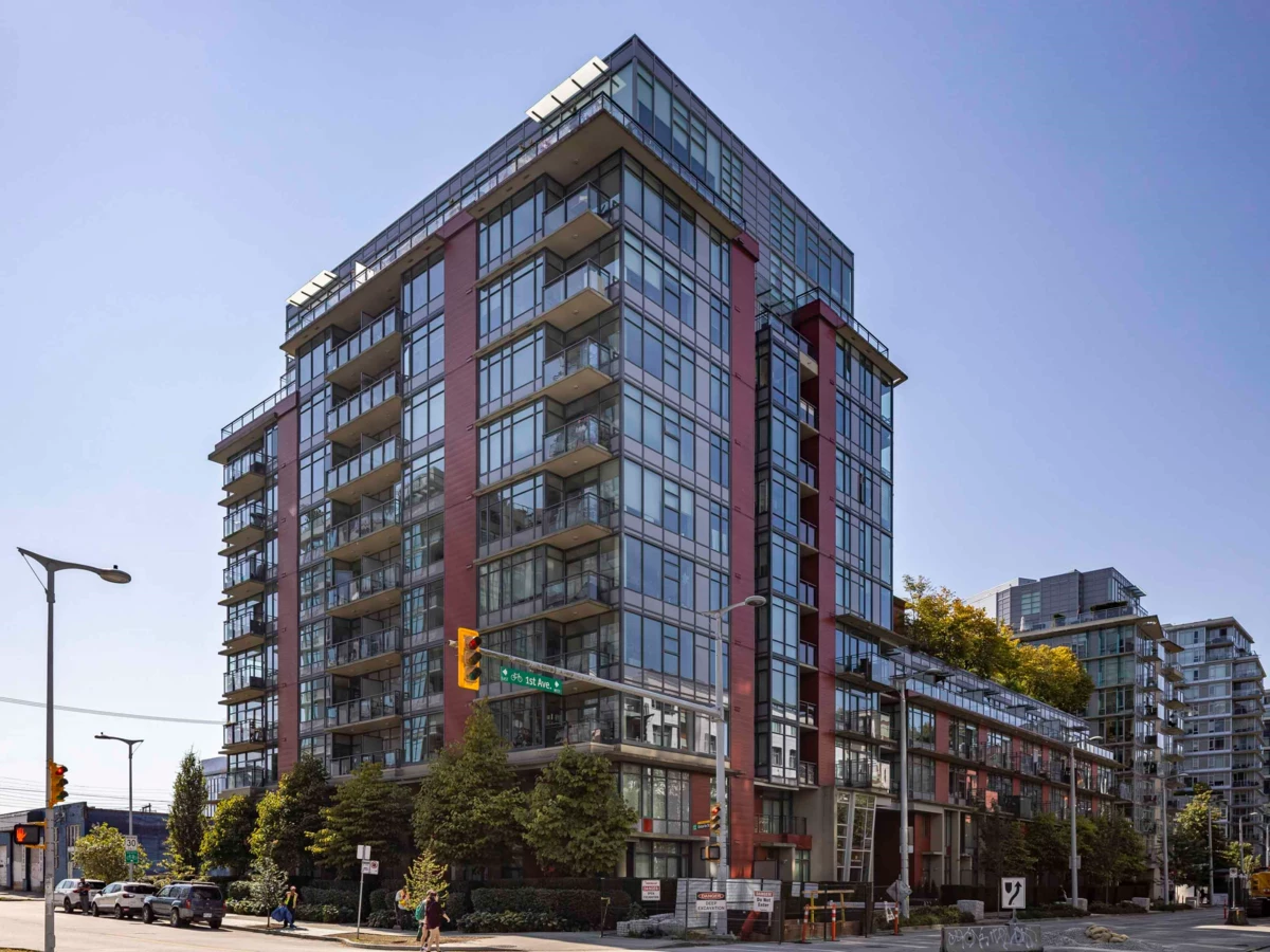 Garage Interior Photo of 608 38 W 1st Avenue, Vancouver, BC