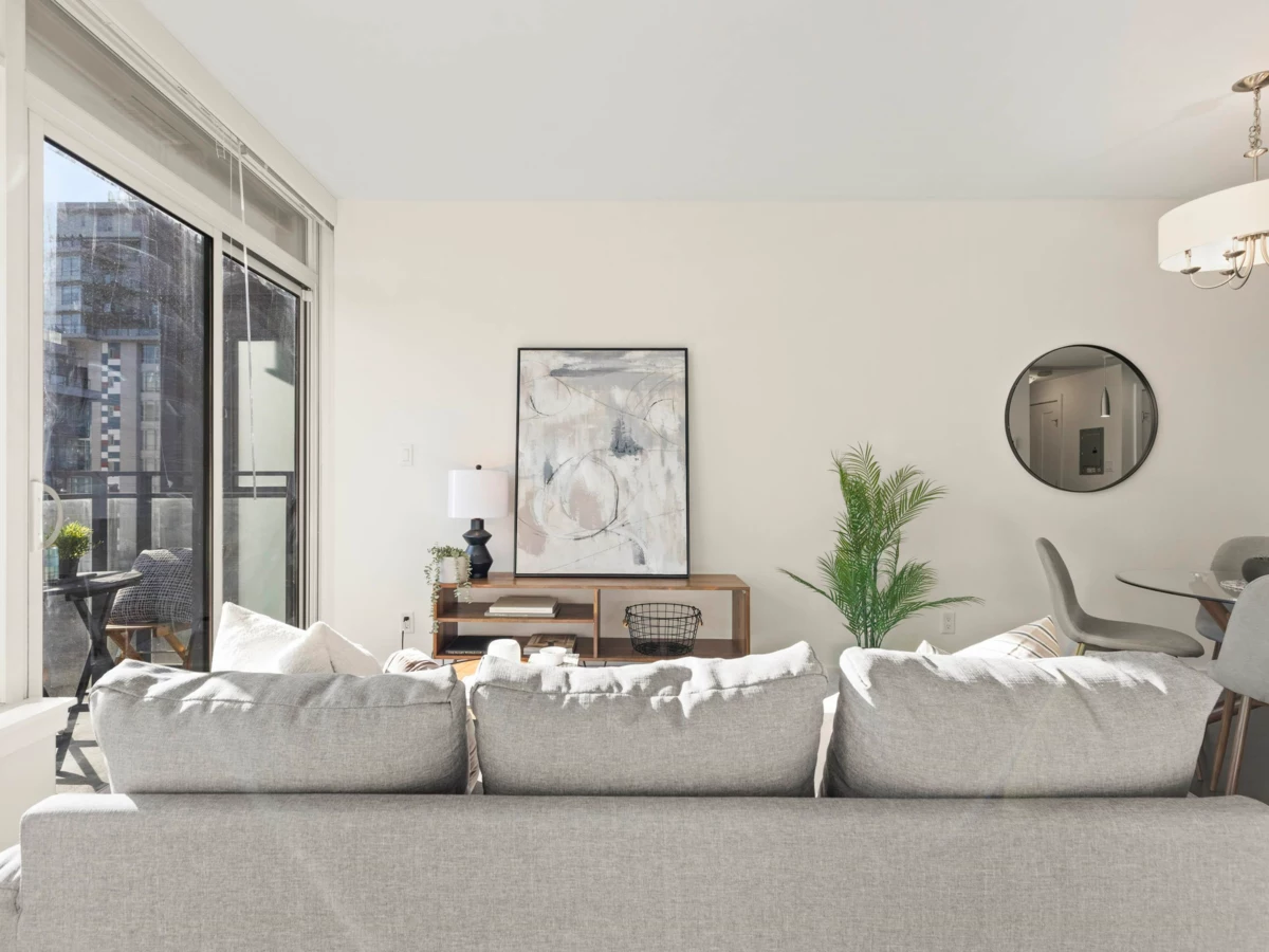 Mudroom Photo of 608 38 W 1st Avenue, Vancouver, BC