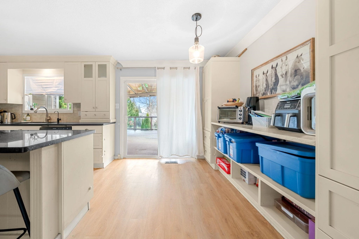 Bedroom 3 Photo of 1276 Kent Street, White Rock, BC