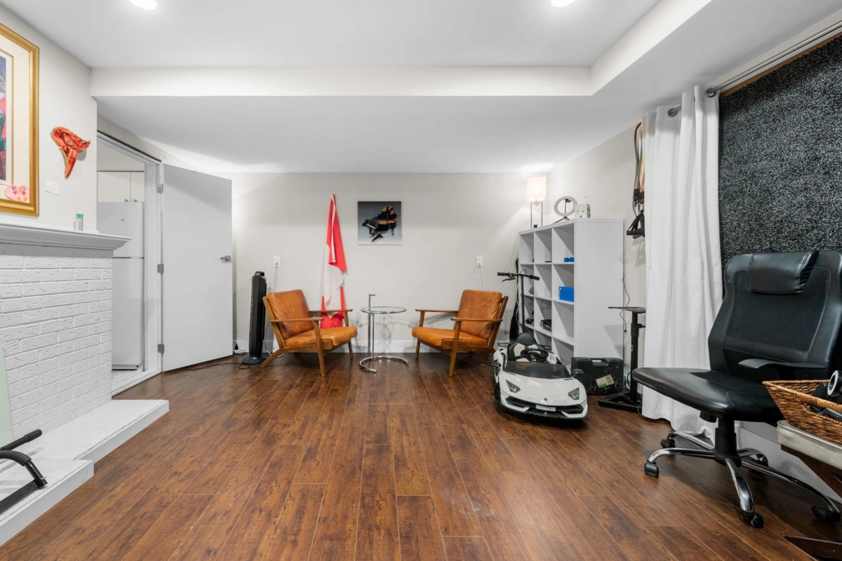 Garden / Landscaping Photo of 1276 Kent Street, White Rock, BC