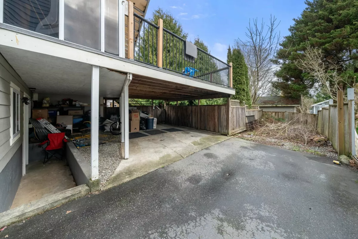 Outdoor Kitchen Photo of 1276 Kent Street, White Rock, BC