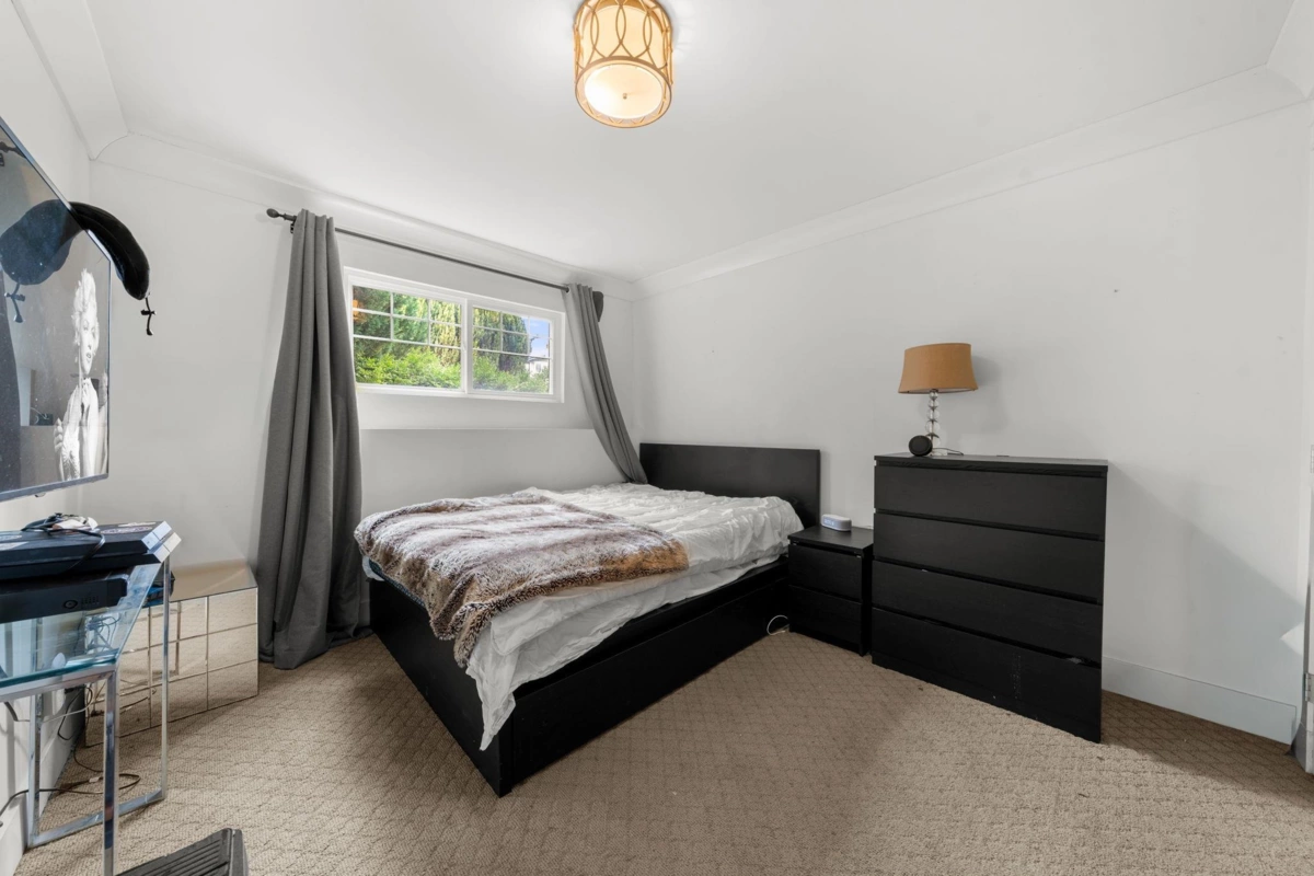 Outdoor Patio Photo of 1276 Kent Street, White Rock, BC