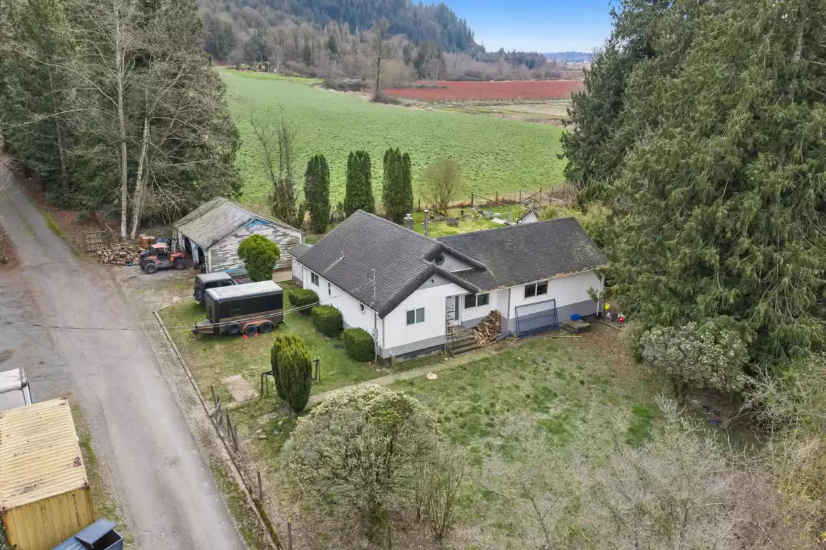 Dining Area Photo of 6209 Little Street, Abbotsford, BC