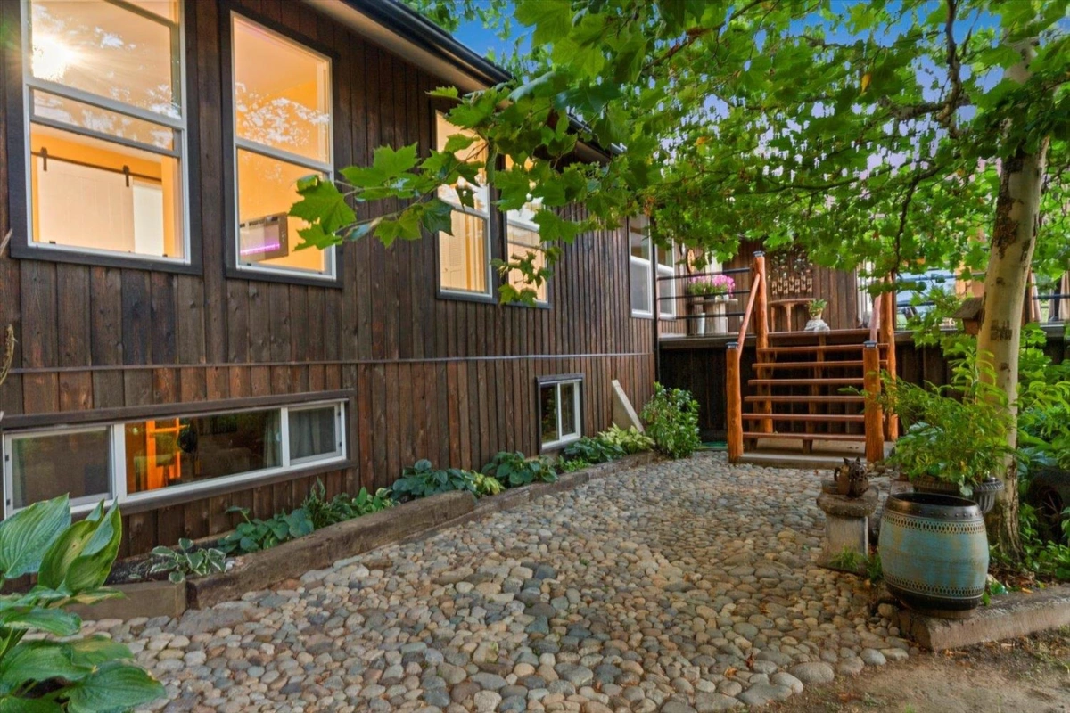 Aerial View of 49825 Larsen Road, Chilliwack, BC