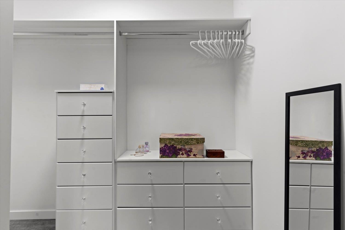 Guest Bathroom Photo of 49825 Larsen Road, Chilliwack, BC