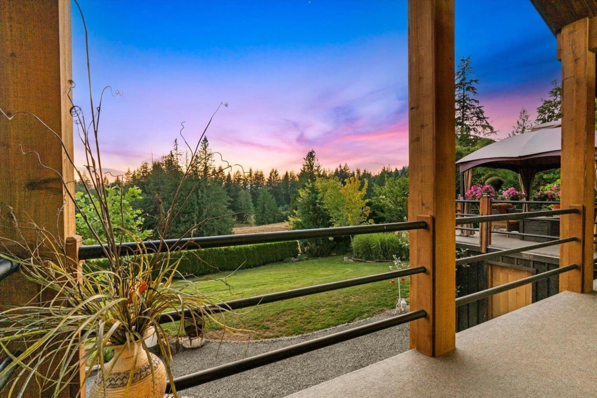 Outdoor Patio Photo of 49825 Larsen Road, Chilliwack, BC