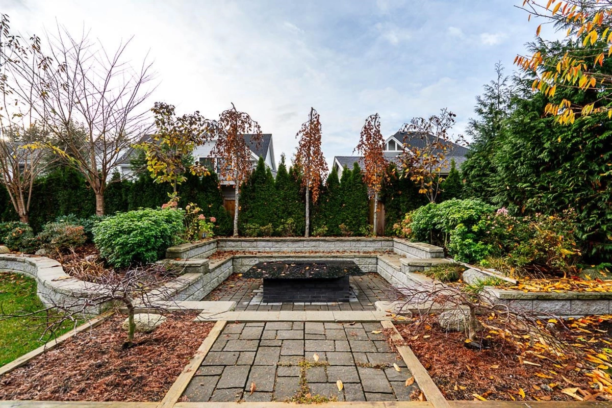 Backyard Photo of 2833 204 Street, Langley, BC