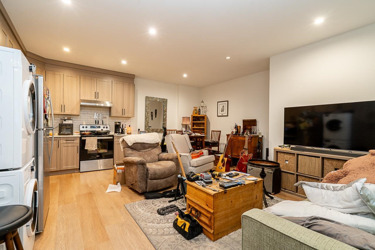 Garage Interior Photo of 2833 204 Street, Langley, BC
